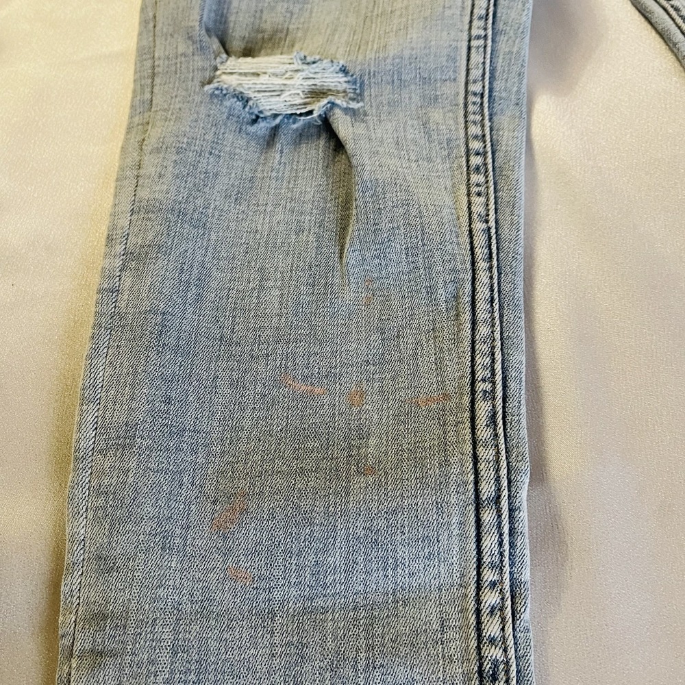 New Levis 535 Super Skinny Jeans Womens Size 26x30 Blue Denim Faded Distressed - Picture 7 of 13